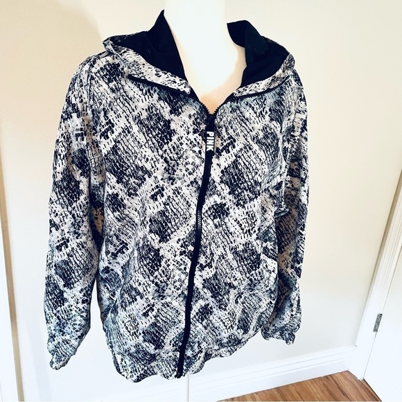 Victoria's Secret Pink Black/White Full Zip Hoodie Windbreaker Jacket Women's XS - Picture 2 of 11